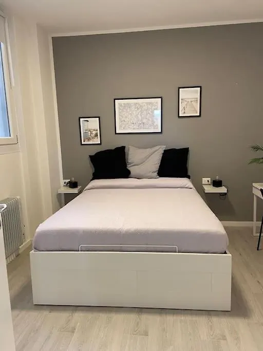 Your Urban Flat In Milaan 0*,  Italië