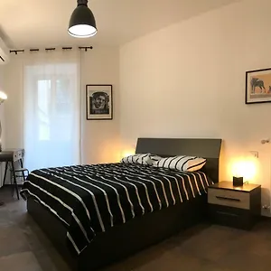 De 58 M² En Appio Latino, Con 2 Habitación , Roma Italia